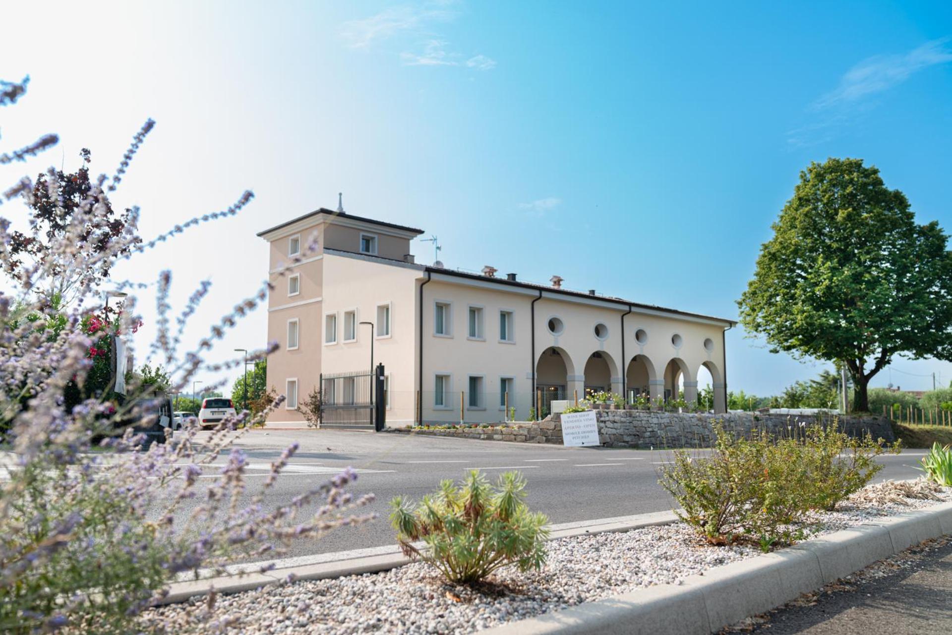 I Campi Wine Relais Hotel Ronchi  Buitenkant foto